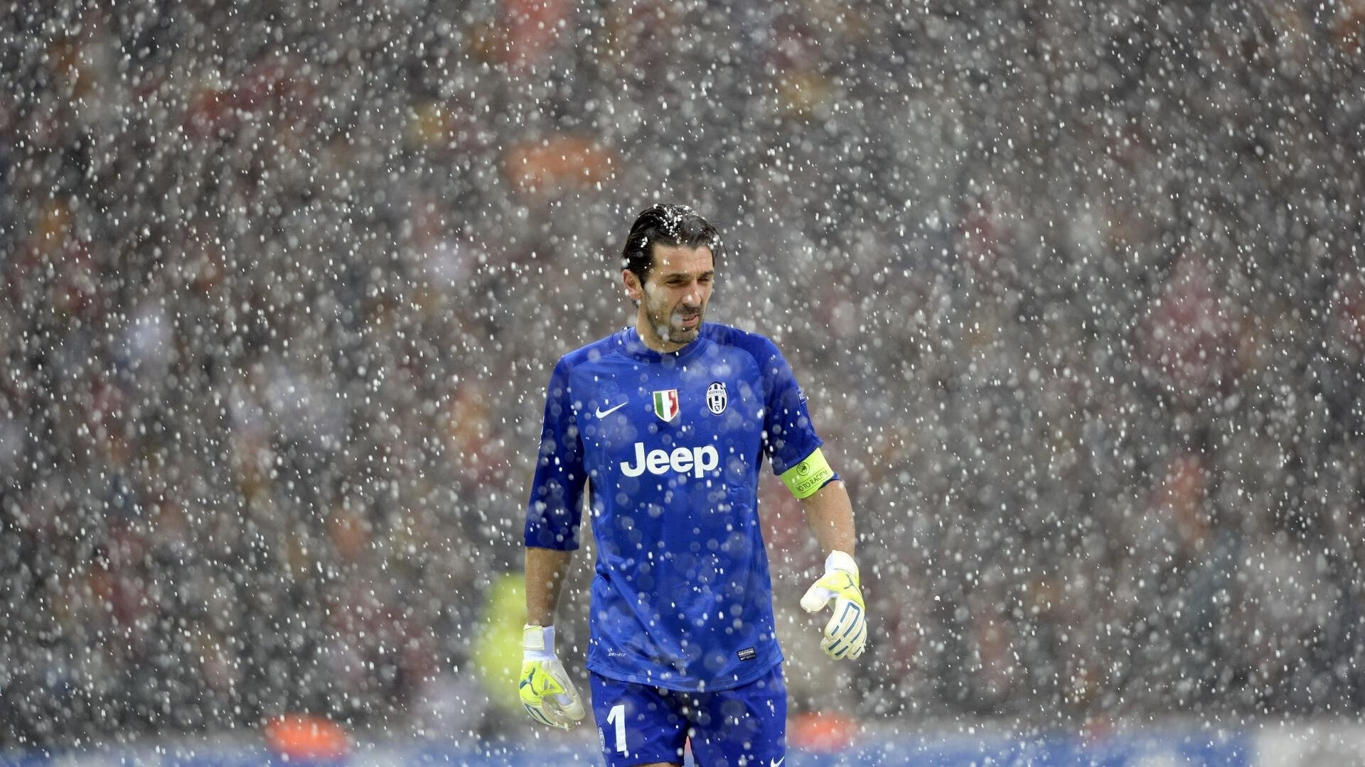 世界杯惊艳绽放：激情无限，精彩不断！，世界杯精彩片段视频